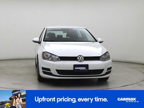 White 2015 Volkswagen Golf SE