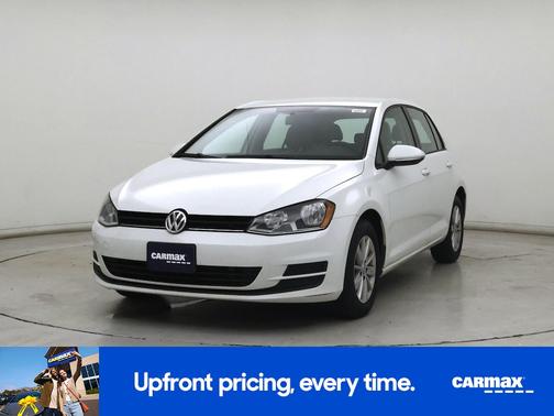 White 2015 Volkswagen Golf SE