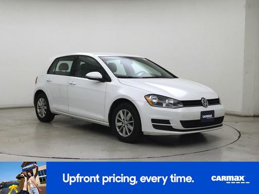 White 2015 Volkswagen Golf SE