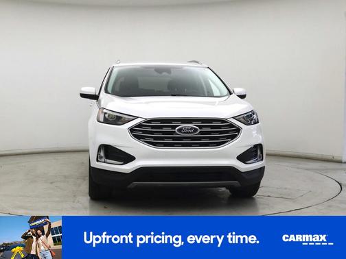 White 2022 Ford Edge SEL