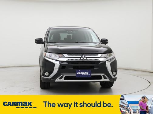 2019 Mitsubishi Outlander SE