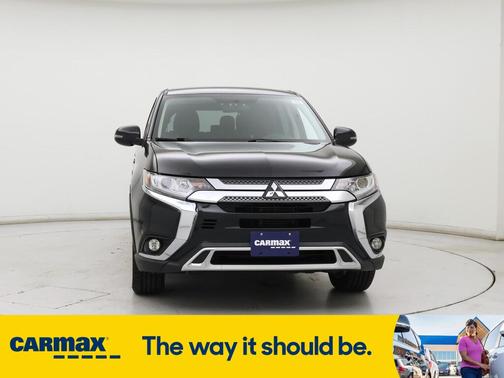 2019 Mitsubishi Outlander SE