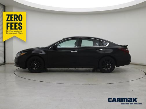 Black 2017 Nissan Altima SR