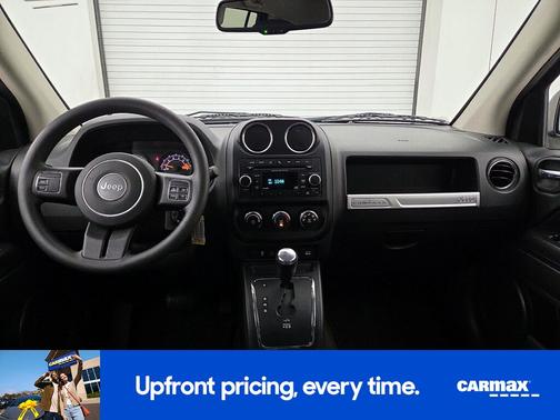 Silver 2016 Jeep Compass Sport