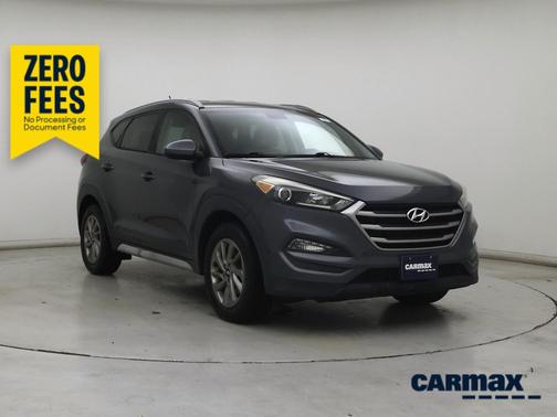 Gray 2017 Hyundai TUCSON SE
