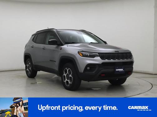 Silver 2022 Jeep Compass Trailhawk
