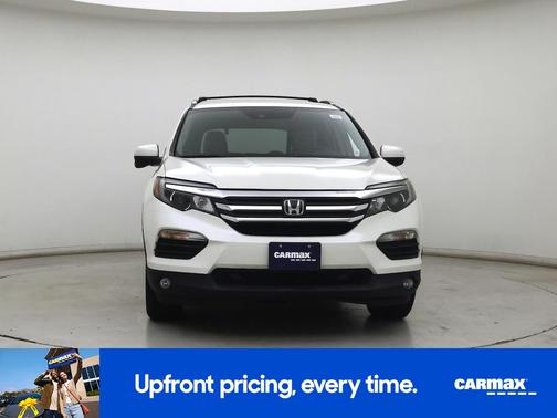 White 2016 Honda Pilot EX