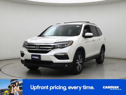 White 2016 Honda Pilot EX