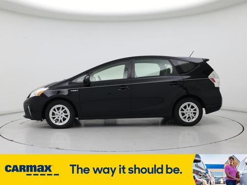 2014 Toyota Prius v Three