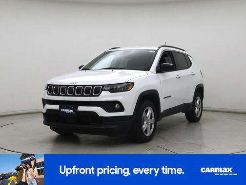White 2022 Jeep Compass Latitude