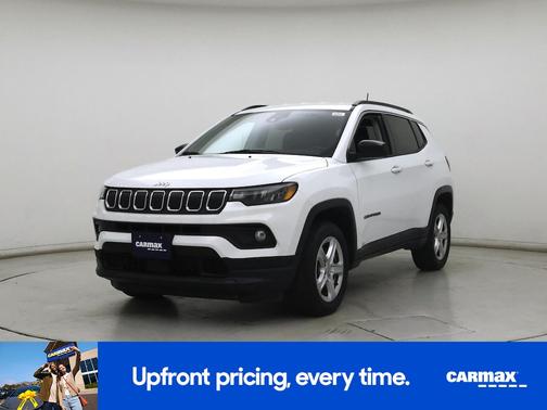 White 2022 Jeep Compass Latitude