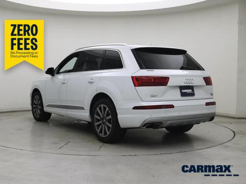 White 2017 Audi Q7 Prestige