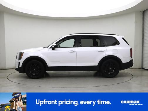 White 2022 Kia Telluride SX
