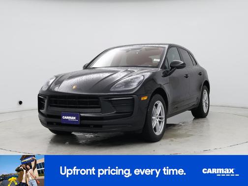 2022 Porsche Macan Base (PDK)