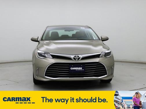 2016 Toyota Avalon XLE