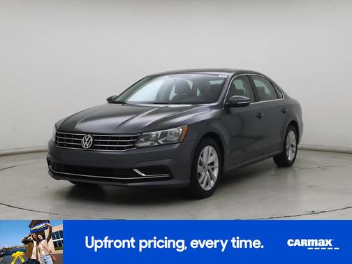 Gray 2018 Volkswagen Passat SE