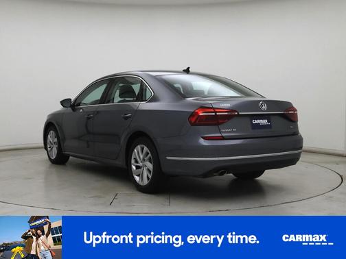 Gray 2018 Volkswagen Passat SE