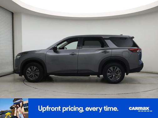 2024 Nissan Pathfinder S