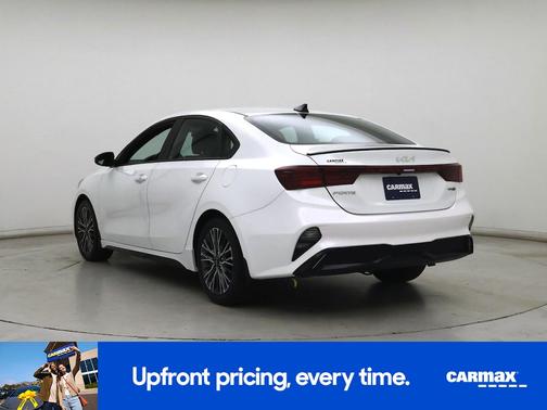 White 2023 Kia Forte GT-Line