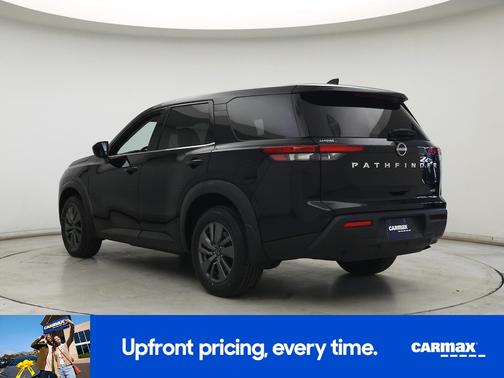 2024 Nissan Pathfinder S