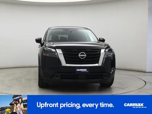 2024 Nissan Pathfinder S