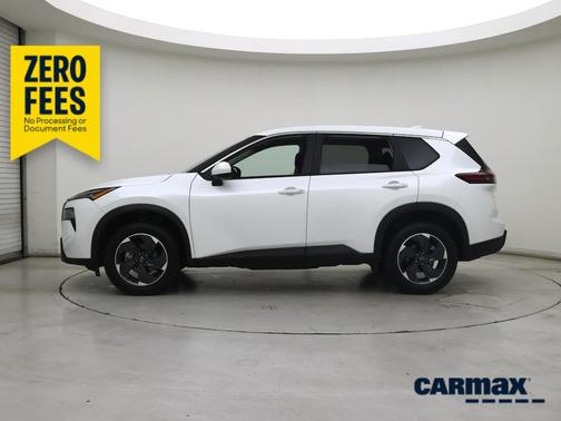 White 2025 Nissan Rogue SV