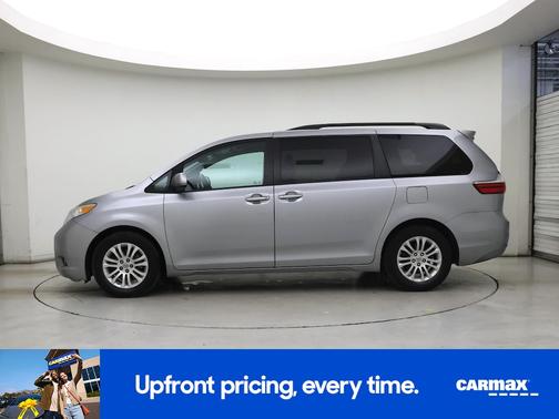 2016 Toyota Sienna XLE