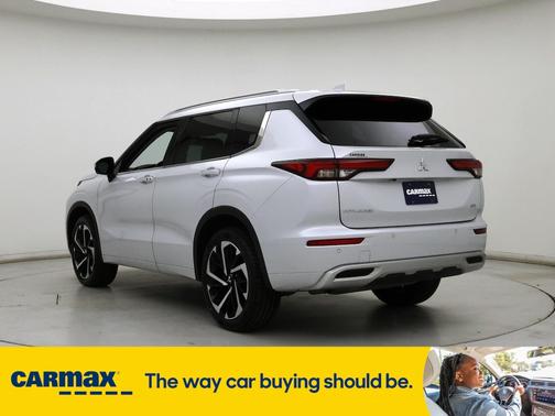 2023 Mitsubishi Outlander SEL