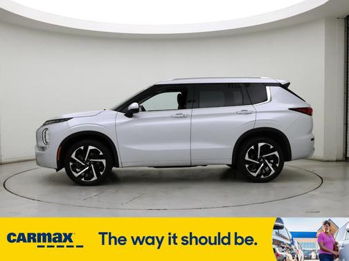 2023 Mitsubishi Outlander SEL