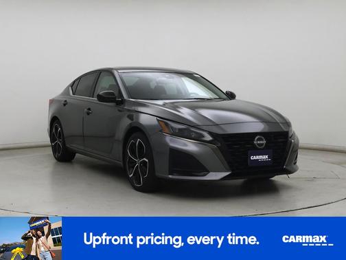 Gray 2023 Nissan Altima SR