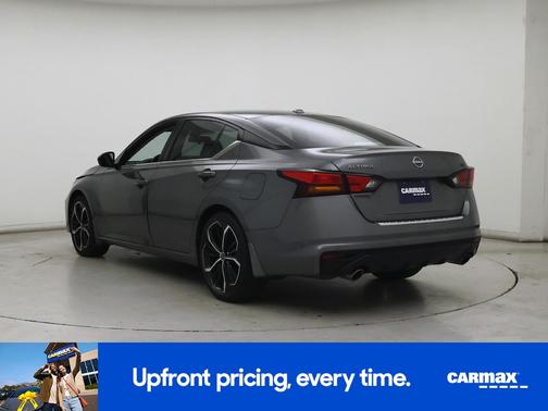 Gray 2023 Nissan Altima SR