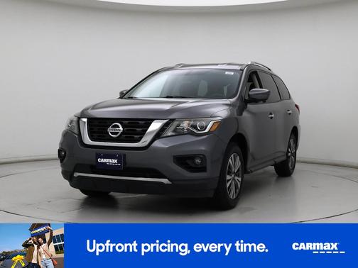 2018 Nissan Pathfinder SV