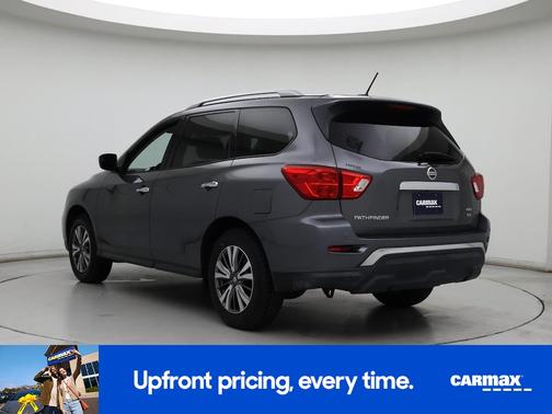 2018 Nissan Pathfinder SV