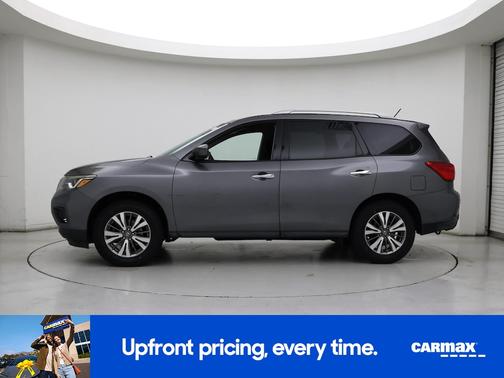 2018 Nissan Pathfinder SV