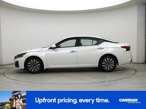 2023 Nissan Altima SV