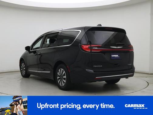 Black 2023 Chrysler Pacifica Hybrid Limited