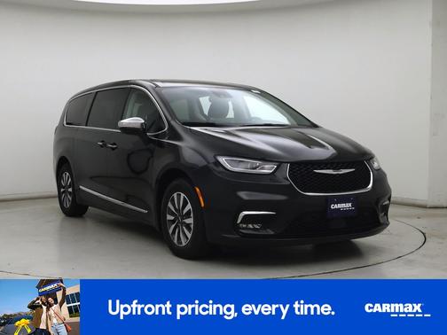 Black 2023 Chrysler Pacifica Hybrid Limited