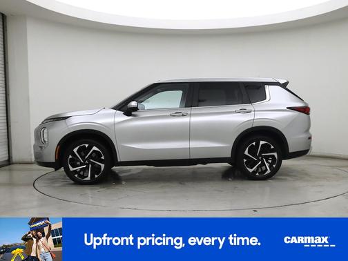 Silver 2022 Mitsubishi Outlander SE