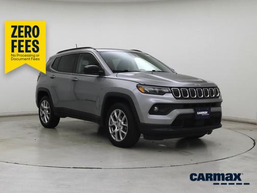 Silver 2022 Jeep Compass Latitude Lux