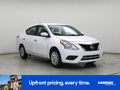 White 2019 Nissan Versa SV
