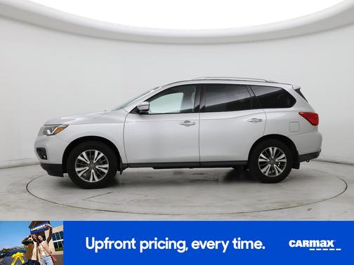 2019 Nissan Pathfinder S