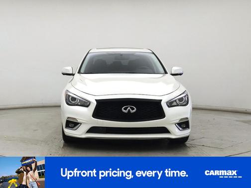 White 2018 INFINITI Q50 Luxe