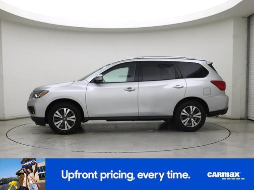 Silver 2020 Nissan Pathfinder SV