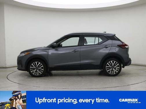 Gray 2023 Nissan Kicks SV