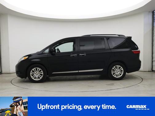 2017 Toyota Sienna XLE