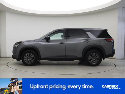 2024 Nissan Pathfinder S