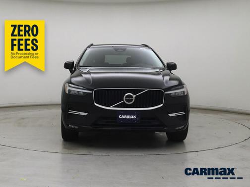 Black 2022 Volvo XC60 B5 Momentum