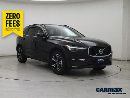Black 2022 Volvo XC60 B5 Momentum
