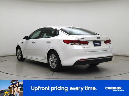 White 2018 Kia Optima LX
