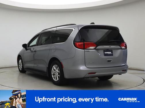 2021 Chrysler Voyager LXI